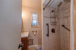 253 Willow Dr, Monroeville, PA 15146 - Photo 11