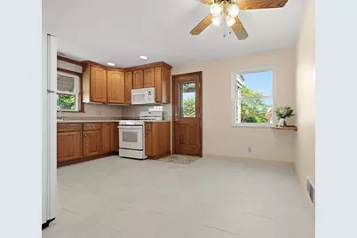 981 Ridge Rd, Bridgeville, PA 15017 - Photo 11