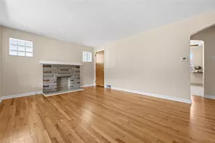 981 Ridge Rd, Bridgeville, PA 15017 - Photo 9