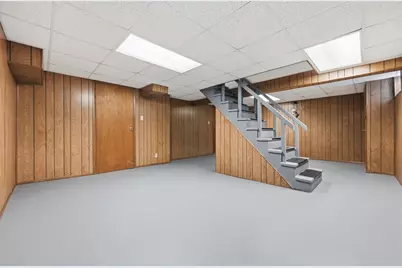 981 Ridge Rd, Bridgeville, PA 15017 - Photo 29