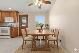 981 Ridge Rd, Bridgeville, PA 15017 - Photo 13