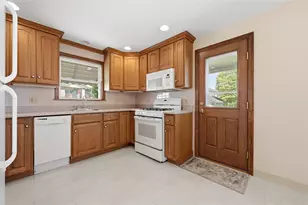 981 Ridge Rd, Bridgeville, PA 15017 - Photo 17