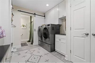 3328 Long Branch Dr, Neshannock Township, PA 16105 - Photo 9