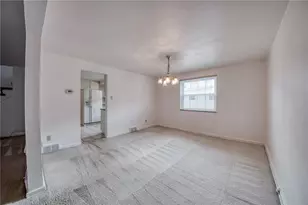 7 Chapel Dr, Ross Twp, PA 15237 - Photo 7