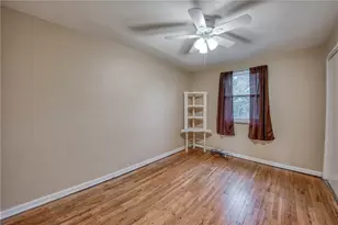 7 Chapel Dr, Ross Twp, PA 15237 - Photo 17