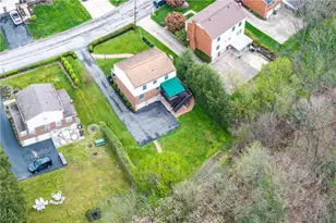 2421 Rolling Farms Rd, Pittsburgh, PA 15116 - Photo 5