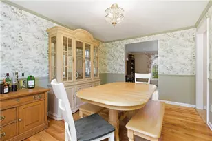 2421 Rolling Farms Rd, Pittsburgh, PA 15116 - Photo 17