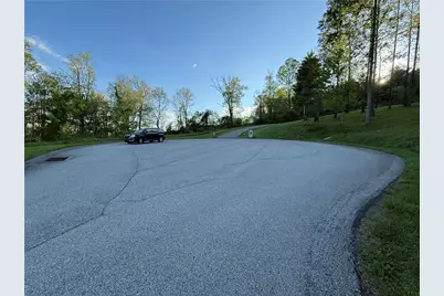 139 Crystal Dr, White Township, PA 15701 - Photo 5