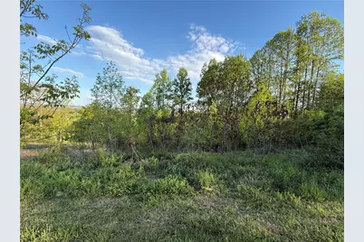 139 Crystal Dr, White Township, PA 15701 - Photo 3