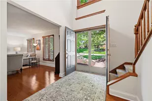 4108 Jasmine Dr, Bethel Park, PA 15102 - Photo 3