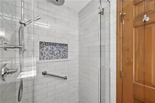 4108 Jasmine Dr, Bethel Park, PA 15102 - Photo 27
