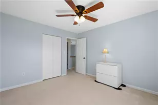 410 Suncrest Dr, Cranberry Township, PA 16066 - Photo 27