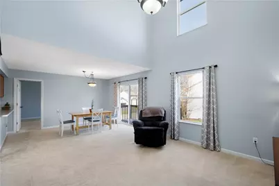 410 Suncrest Dr, Cranberry Township, PA 16066 - Photo 5