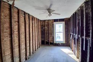 22 State St, Greenville Boro, PA 16125 - Photo 13