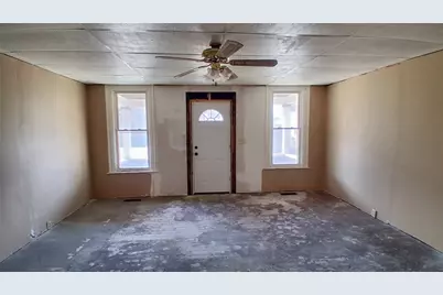 22 State St, Greenville Boro, PA 16125 - Photo 7