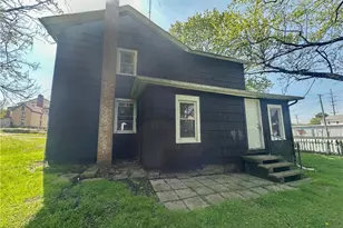 22 State St, Greenville Boro, PA 16125 - Photo 3