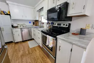 124 Sunny Ln, Hunker, PA 15639 - Photo 9