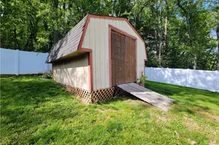 124 Sunny Ln, Hunker, PA 15639 - Photo 29
