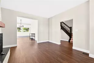 555 Thompson Run Rd, Ross Twp, PA 15237 - Photo 19