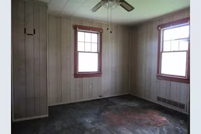 1052 N Eighty Eight Road, Dry Tav-Rices Landing, PA 15357 - Photo 11