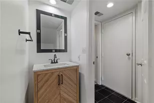 100 Denniston St, Pittsburgh, PA 15206 - Photo 45