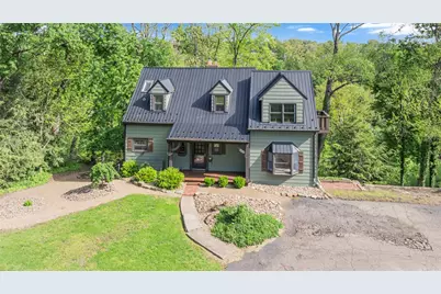 390 4th Ave, Patterson Heights, PA 15010 - Photo 1
