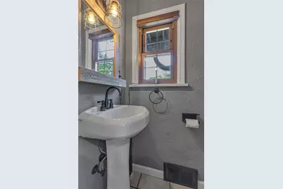 390 4th Ave, Patterson Heights, PA 15010 - Photo 31