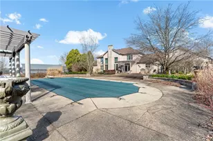 10 Briarwood Ln, Wilmington Township, PA 16142 - Photo 41
