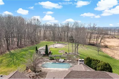 10 Briarwood Ln, Wilmington Township, PA 16142 - Photo 43