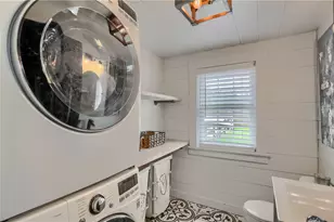 701 Old Zelienople Rd, Ellwood City, PA 16117 - Photo 21