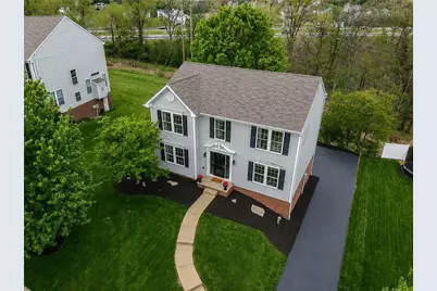 1871 Pioneer Dr, Pittsburgh, PA 15143 - Photo 3