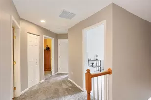1871 Pioneer Dr, Pittsburgh, PA 15143 - Photo 19