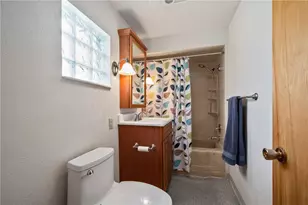 756 Mary St, McKees Rocks, PA 15136 - Photo 19