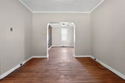 323 31st St, McKeesport, PA 15132 - Photo 5