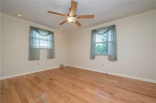 1133 Meadowlark Dr, Scott Township, PA 15243 - Photo 17