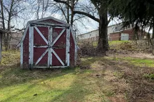 1015 Cascade Rd, Monaca, PA 15061 - Photo 7