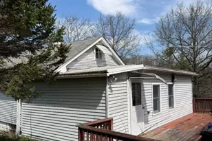 1015 Cascade Rd, Monaca, PA 15061 - Photo 3