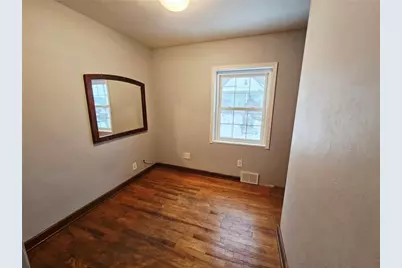 409 Mendelssohn Ave, Clairton, PA 15025 - Photo 13