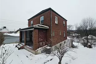 409 Mendelssohn Ave, Clairton, PA 15025 - Photo 27