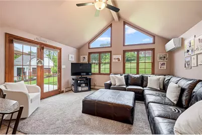 331 Jefferson Drive, Pittsburgh, PA 15228 - Photo 15