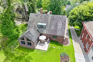 331 Jefferson Dr, Pittsburgh, PA 15228 - Photo 35