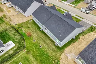 166 Olga Ave, Robinson Twp, PA 15108 - Photo 23