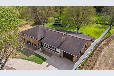 332 W Slippery Rock St, Donegal, PA 16025 - Photo 27