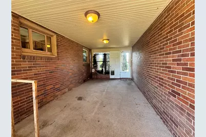393 Tulip Dr, New Sewickley Township, PA 15066 - Photo 3