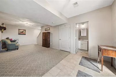 670 Meadowbrook Rd, Penn Twp, PA 15085 - Photo 29
