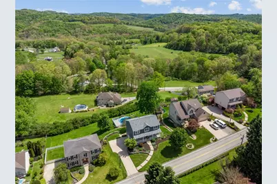 670 Meadowbrook Rd, Penn Twp, PA 15085 - Photo 37