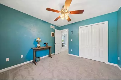 670 Meadowbrook Rd, Penn Twp, PA 15085 - Photo 25