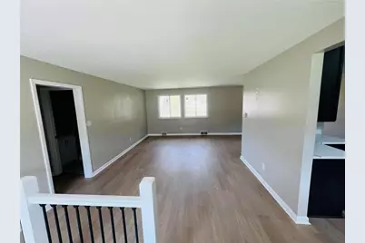 3929 Cape Cod Dr, Pittsburgh, PA 15239 - Photo 19