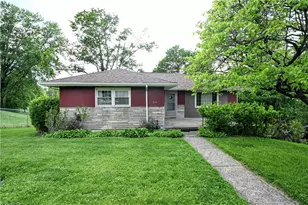 714 Maple Dr, Monongahela, PA 15063 - Photo 1
