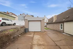84 Beltzhoover Ave, Pittsburgh, PA 15210 - Photo 27